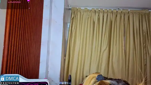 nena cupcake  online show from 03.03.26