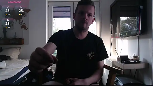 Snapshot of 6incheswannacum chatting on 01.07.26 6incheswannacum online show from 01.07.26