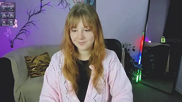 Snapshot of lola_sun12 chatting on 09.25.25 lola sun12 online show from 09.25.25