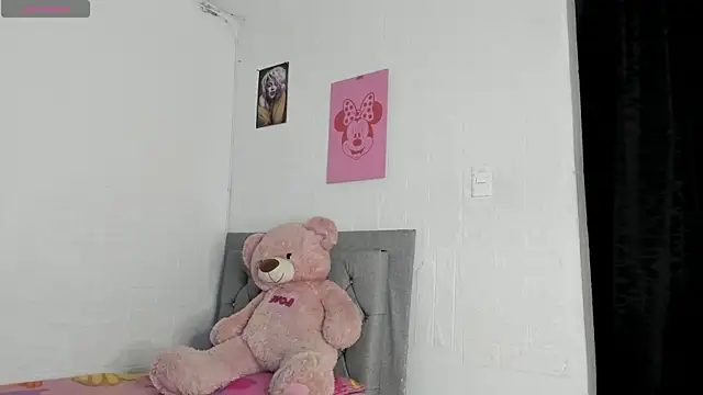 Snapshot of HaileyDuke chatting on 07.16.26 HaileyDuke online show from 07.16.26