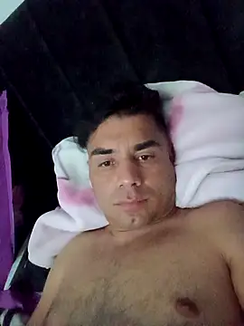 Snapshot of Ffeenniizz chatting on 02.08.26 Ffeenniizz online show from 02.08.26