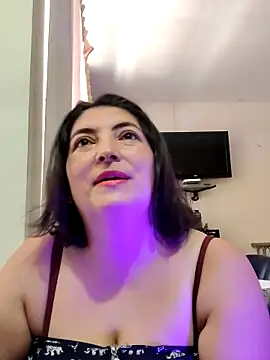 Snapshot of lina_maria99 chatting on 09.10.25 lina maria99 online show from 09.10.25