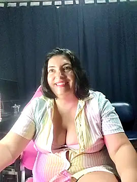 Snapshot of lina_maria99 chatting on 10.16.25 lina maria99 online show from 10.16.25