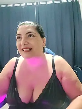 Snapshot of lina_maria99 chatting on 11.10.25 lina maria99 online show from 11.10.25