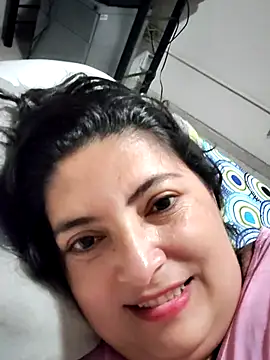 Snapshot of lina_maria99 chatting on 02.16.26 lina maria99 online show from 02.16.26