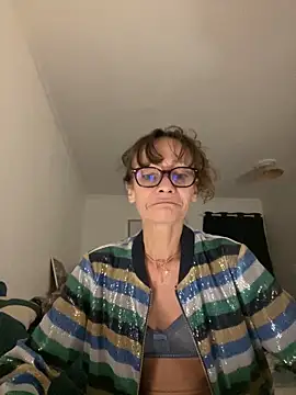 Snapshot of Chris06d22@xh chatting on 10.11.25 Chris06d22xh online show from 10.11.25