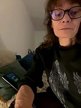 Snapshot of Chris06d22@xh chatting on 10.20.25 Chris06d22xh online show from 10.20.25