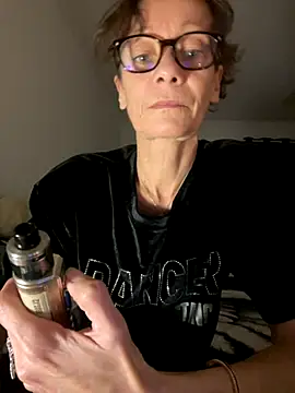 Snapshot of Chris06d22@xh chatting on 11.16.25 Chris06d22xh online show from 11.16.25