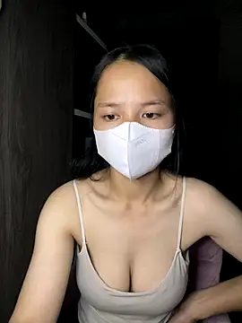 Snapshot of Hana-44 chatting on 11.09.25 Hana-44 online show from 11.09.25