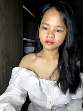 Snapshot of Hana-44 chatting on 12.03.25 Hana-44 online show from 12.03.25