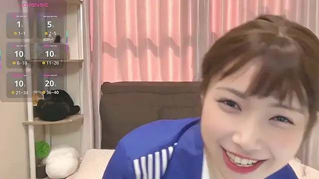 Ruu-chaaan online show from 10.23.25