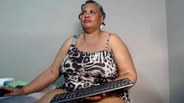 GrandBustyMelon online show from 09.23.25