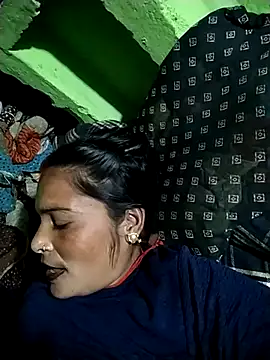 Snapshot of Hot_Kajal5 chatting on 10.22.25 Hot Kajal5 online show from 10.22.25