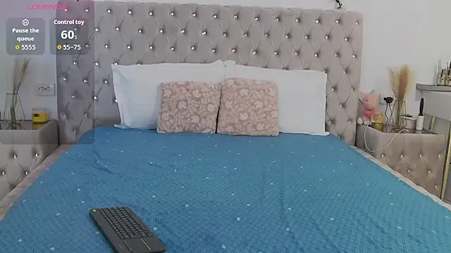 KandyCosse online show from 07.30.26