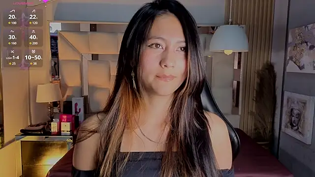 Aria Joness  online show from 06.10.26