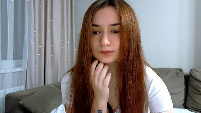 Snapshot of Lelia_Vibe chatting on 10.29.25 Lelia Vibe online show from 10.29.25