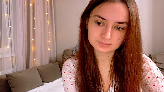 Snapshot of Lelia_Vibe chatting on 12.01.25 Lelia Vibe online show from 12.01.25