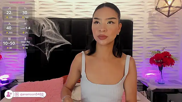 jennie whitee online show from 10.25.25