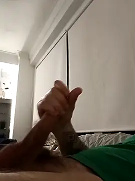 Snapshot of DannySastre91 chatting on 11.16.25 DannySastre91 online show from 11.16.25