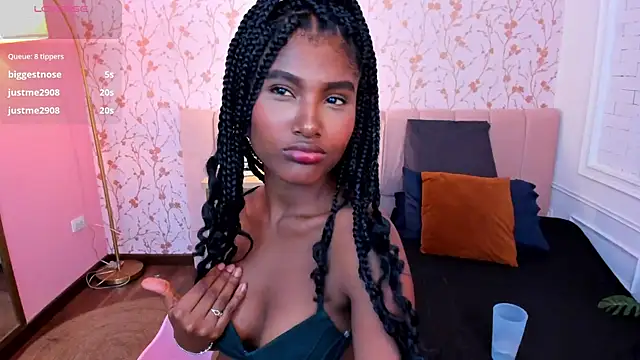 halleylorens online show from 07.18.26