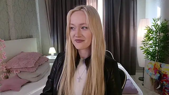 Snapshot of HeyMonkey_ chatting on 03.19.26 HeyMonkey online show from 03.19.26