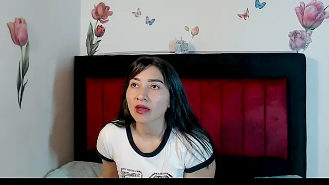 angelyxs online show from 11.30.25