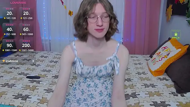 Snapshot of Masuzy chatting on 11.22.25 Masuzy online show from 11.22.25