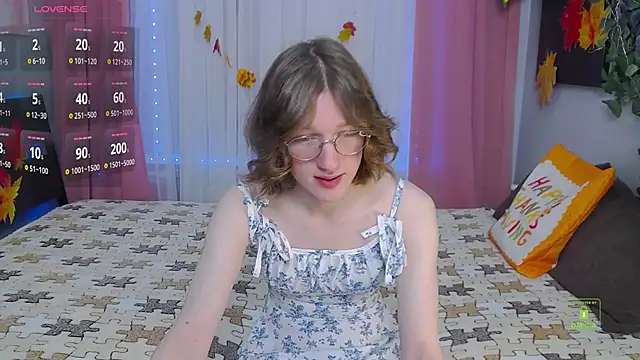 Snapshot of Masuzy chatting on 11.24.25 Masuzy online show from 11.24.25