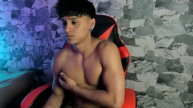 ZYZZ1312 online show from 05.02.26