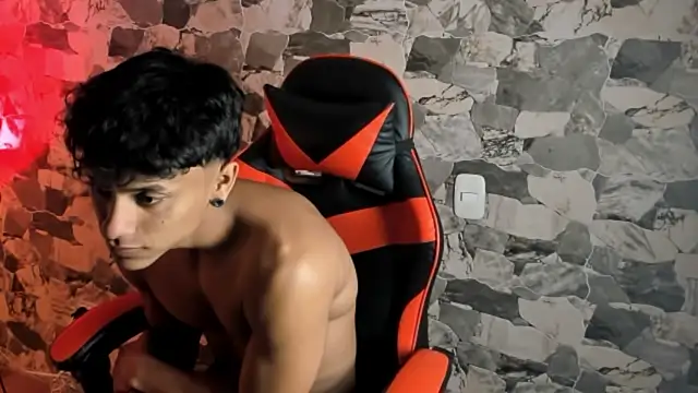 ZYZZ1312 online show from 06.18.26