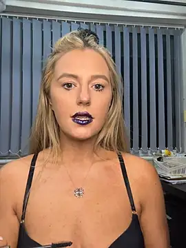 Snapshot of sammie-99 chatting on 02.13.26 sammie-99 online show from 02.13.26