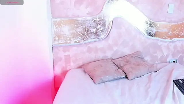 MONIK FOX CR online show from 10.20.25