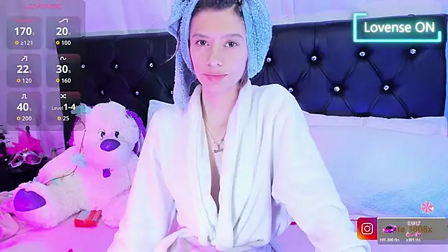 Snapshot of Sofiia_cute_ chatting on 02.11.26 Sofiia cute online show from 02.11.26