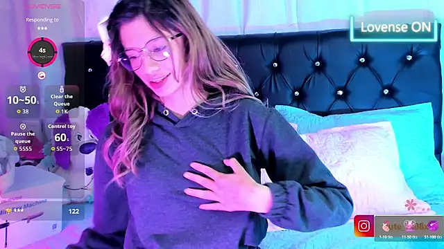 Snapshot of Sofiia_cute_ chatting on 02.18.26 Sofiia cute online show from 02.18.26