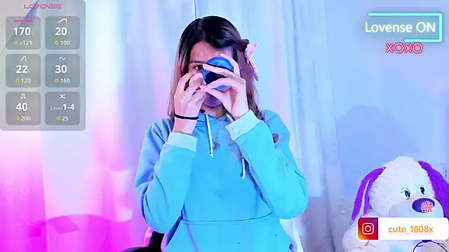 Snapshot of Sofiia_cute_ chatting on 03.17.26 Sofiia cute online show from 03.17.26