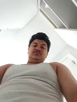 Snapshot of Biglou97 chatting on 02.11.26 Biglou97 online show from 02.11.26