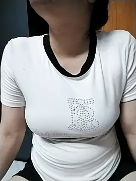 Mie rose online show from 04.25.26