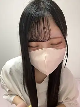 Snapshot of noa_uxu chatting on 09.25.25 noa uxu online show from 09.25.25