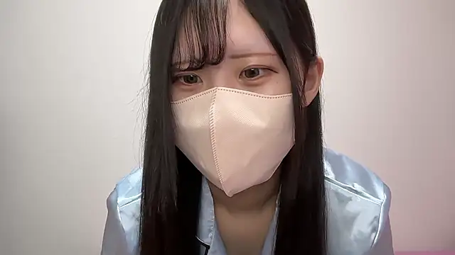 Snapshot of noa_uxu chatting on 10.21.25 noa uxu online show from 10.21.25