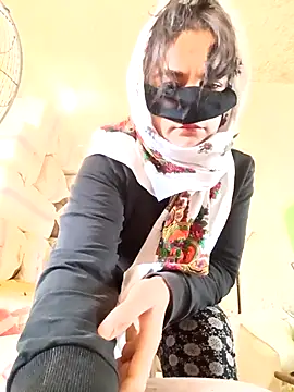 ezgi2545 online show from 10.15.25