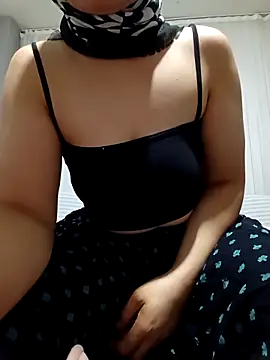 Snapshot of ezgi2545 chatting on 02.04.26 ezgi2545 online show from 02.04.26