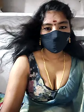 Snapshot of srav43 chatting on 09.14.25 srav43 online show from 09.14.25