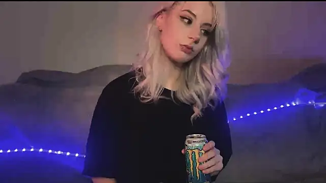 Snapshot of snowy_lisa chatting on 02.03.26 snowy lisa online show from 02.03.26