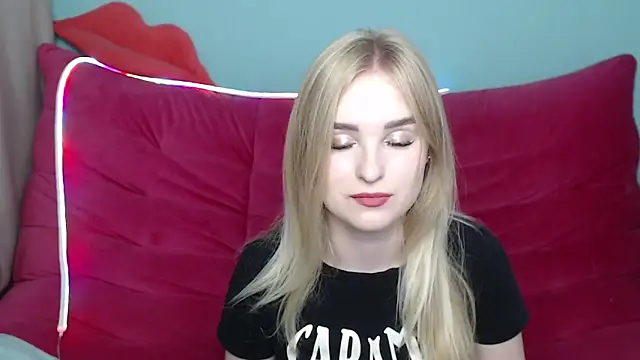 SofySofty online show from 11.02.25