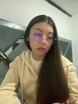 Sara-cooper2 online show from 06.05.26
