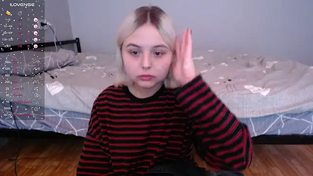 Snapshot of vendymories chatting on 12.18.25 vendymories online show from 12.18.25