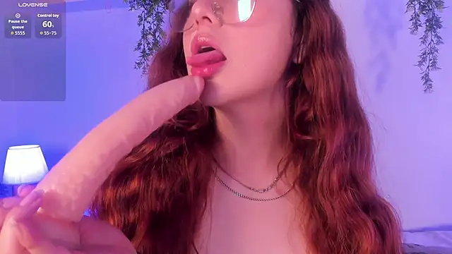 Nicolle Evanss  online show from 11.14.25