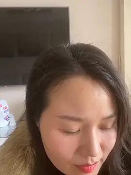 Snapshot of Mier-cn chatting on 12.23.25 Mier-cn online show from 12.23.25