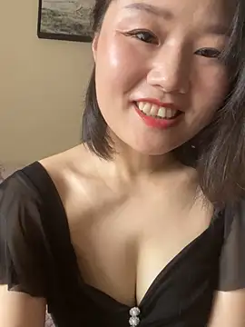 Snapshot of Mier-cn chatting on 06.21.26 Mier-cn online show from 06.21.26