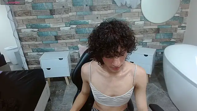 Chipi tay online show from 11.24.25